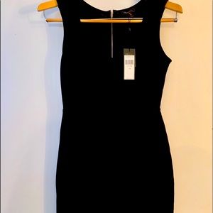 *NWT* BCBG MaxAzria Black Bodycon Dress w/Zipper